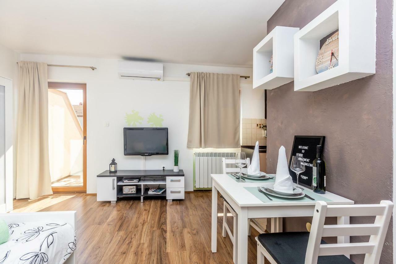 Ferienwohnung Studio Apartman Magdalena Omišalj Exterior foto
